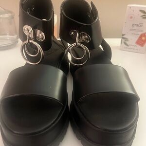 UNIF Vault Sandals- Black with Silver Rings